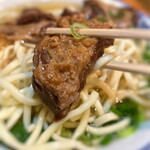 みやら製麺 - ソーキ 骨・軟骨っぽい感じはありません