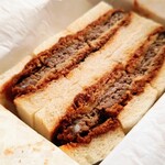 肉の万世 - ハンバーグサンド800円