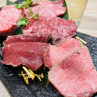 近江うし 焼肉 にくTATSU 青山本店 - 