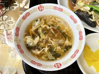 Dairen - 定食のスープ、酸辣湯？