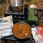 カレー専門店 横浜 - レトルトも旨い(辛さはノーマル)