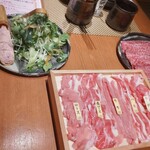 藏尾ポーク しゃぶしゃぶ直営店 - 