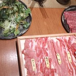 藏尾ポーク しゃぶしゃぶ直営店 - 