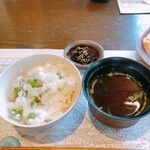 宇豆基野 - 