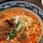 熊猫飯店 - 担担麺 中辛