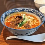 熊猫飯店 - 担担麺 中辛