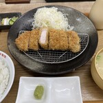 とんかつ & とり天 しげのや食堂 - 