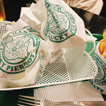 ラッキーピエロ 本町店 - 