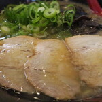 ラーメン いずみ - いずみとんこつらーめん