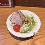 鶴々 - カレーライスのサラダ　焼豚入り