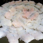 焼鳥・元気 - じゃじゃん～。
      メインの鱧鍋用の鱧ちゃんの登場です。