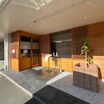 塩そば まえだ - 店舗外観