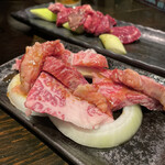 はやしやホルモン館 - カルビ