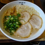 豚骨醤油ラーメン なかしょう - 特大￥900