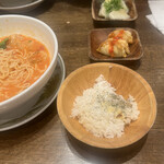 Taiyouno Tomato Men Nekusuto - ちびリゾとチーズの包み揚げ。お好きなラーメンとプラス330円で選べるセット。マストでしょ。