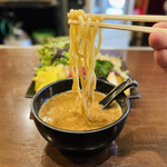 カミノ - 麺半玉