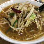 アジアンキング - 料理写真:ベトコン（醤油　細ちぢれ麺）