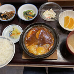 Sachi Fukuya Kafe - デミハンバーグ定食