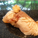 鮨あんりえるるかん - 真鶴で獲れたの鰆（炙り）の握り