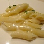 アンティーカ・トラットリーア・ノスタルジーカ - チーズのペンネ