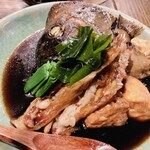 ウミネコ - 石鯛のかぶと煮\(//∇//)\