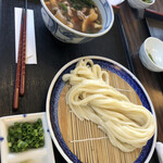 手打うどん 寿庵 - 肉汁うどん（冷麺）1,200円