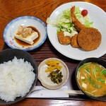 Jizakeya Washoku Hanakuruma - Sランチ　800円