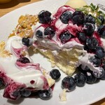 むさしの森珈琲 太宰府向佐野店 - フレッシュブルーベリーパンケーキ