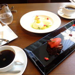 French Hana - デザートセットメニュー(’13.7月にて)