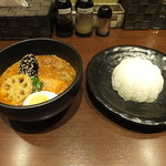 SHANTi - ミートボールと野菜のスープカリー９９０円＋４０ボーガ４００円