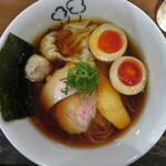 らーめん 鶏喰 - 鶏の醤油らー麺/アップ