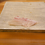 東麻布 天本 - 佐島の鯛