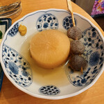 大衆酒場 ホームベース - おでん　大根、こんにゃく たしか¥120⁈