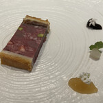 ラチュレ - 4種のジビエ(熊・鹿・その他２つ)