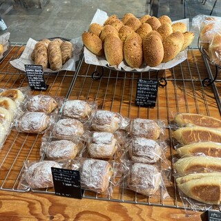 さとやベーカリー_1
