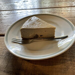 CLAMP COFFEE SARASA - ほうじ茶と金時豆のチーズケーキ