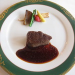 クラブ33 - 仙台黒毛和牛フィレ肉のポアレ
      ソース・アロマート