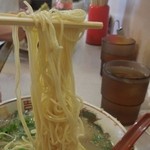 虎と龍 - 麺はこんな感じ