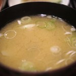 太進寿司 - 味噌汁