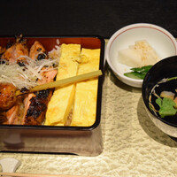 炭焼きうなぎ・かしわ 登河 - 