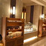 The Peninsula Boutique & Café - 