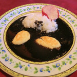 シェ・イノ - イカスミカレー