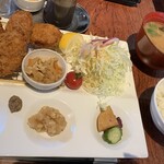 Cuisine d'Osaka Ryo - フィレカツ定食（サラダ、みそ汁、ご飯）