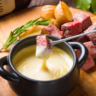 新宿 肉バル 牛鶏豚 （GyuToriTon）のご予約 - 西武新宿/居酒屋