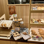 Lion BAKERY - 