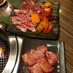 焼肉・しゃぶしゃぶ 肉の鶴々亭 - 