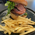 J.S.BURGERS CAFE - 