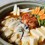 Tobi Ume - 牡蠣キムチ鍋