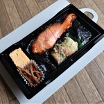 銀座十石 - 明太海苔2段弁当（銀さけ西京漬け）　1,080円