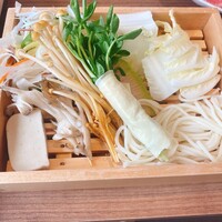 しゃぶしゃぶと焼肉 わにく ミッドランドスクエア店 - 